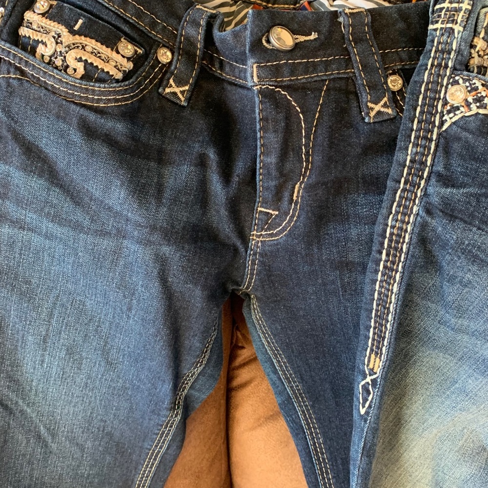 Jeans - Picture 4 of 5